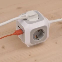 Brennenstuhl ALEA-Power USB-Charger Stekkerblok 4-voudig, 1,4m H05VV-F 3G1,5 8 Brennenstuhl ALEA-Power USB-Charger Stekkerblok 4-voudig, 1,4m H05VV-F 3G1,5 -Aanbiedingen Tool Gigant Winkel 4007123648252 1150100 a006 others