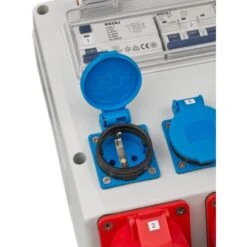 Brennenstuhl Wandverdeler 4/32 IP44 4x LS 230V/16 A, 1xLS 400V/16 A, 1xFI 40 A 4-polig 30mA 10 Brennenstuhl Wandverdeler 4/32 IP44 4x LS 230V/16 A, 1xLS 400V/16 A, 1xFI 40 A 4-polig 30mA -Aanbiedingen Tool Gigant Winkel 4007123650361 1154890020 a007 detail