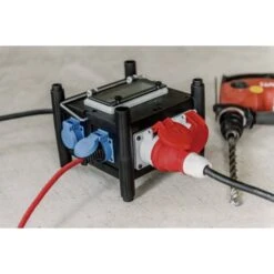 Brennenstuhl Compacte Rubberen Stroomverdeler BSV 3 FI/16 2 IP44 2m H07RN-F 5G2,5 - 2xCEE16A, 5x230V -Aanbiedingen Tool Gigant Winkel 4007123654475 1153690200 a009 others