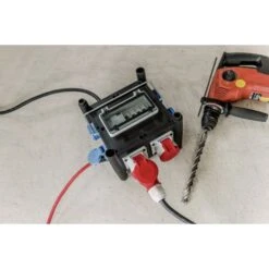 Brennenstuhl Compacte Rubberen Stroomverdeler BSV 3 FI/16 2 IP44 2m H07RN-F 5G2,5 - 2xCEE16A, 5x230V -Aanbiedingen Tool Gigant Winkel 4007123654475 1153690200 a011 others