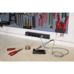 Brennenstuhl Bremounta Stekkerdoos Met USB 5-voudig Zwart 3m H05VV-F 3G1,5 Met Schakelaar 10 Brennenstuhl Bremounta Stekkerdoos Met USB 5-voudig Zwart 3m H05VV-F 3G1,5 Met Schakelaar -Aanbiedingen Tool Gigant Winkel 4007123657025 1150660315 a010 others