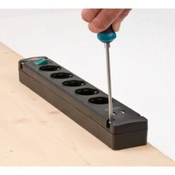 Brennenstuhl Bremounta Stekkerdoos Met USB 5-voudig Zwart 3m H05VV-F 3G1,5 Met Schakelaar 11 Brennenstuhl Bremounta Stekkerdoos Met USB 5-voudig Zwart 3m H05VV-F 3G1,5 Met Schakelaar -Aanbiedingen Tool Gigant Winkel 4007123657025 1150660315 a011 others