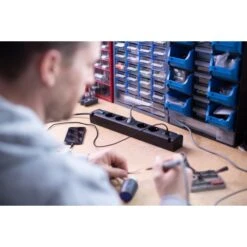 Brennenstuhl Bremounta Stekkerdoos Met USB 5-voudig Zwart 3m H05VV-F 3G1,5 Met Schakelaar 13 Brennenstuhl Bremounta Stekkerdoos Met USB 5-voudig Zwart 3m H05VV-F 3G1,5 Met Schakelaar -Aanbiedingen Tool Gigant Winkel 4007123657025 1150660315 a013 others