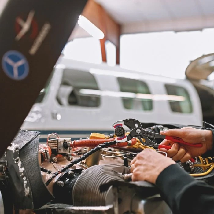 KNIPEX Sifon- En Connectorentang, Voor Sifons, Kunststof Buizen En Connectoren 3 KNIPEX Sifon- En Connectorentang, Voor Sifons, Kunststof Buizen En Connectoren - Afbeelding 3