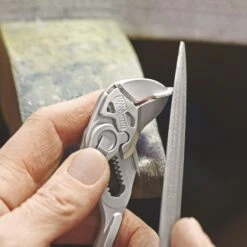 KNIPEX Mini-sleuteltang, Tang En Schroefsleutel In één Gereedschap -Aanbiedingen Tool Gigant Winkel 8603125 00 pow a 03
