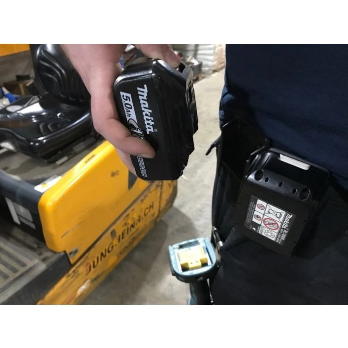 Stealth Mount Accuhouder Voor Makita 18V LXT, 6-pack Blauw 5 Stealth Mount Accuhouder Voor Makita 18V LXT, 6-pack Blauw - Afbeelding 5