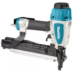Makita AT1150A 8 Bar Nietmachine (Medium Crown) -Aanbiedingen Tool Gigant Winkel AT1150A A7R0