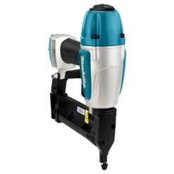 Makita AT638A 8 Bar Nietmachine (Narrow Crown) -Aanbiedingen Tool Gigant Winkel AT638A A2L0