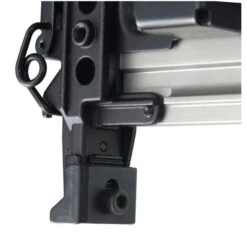 Makita AT1150A 8 Bar Nietmachine (Medium Crown) -Aanbiedingen Tool Gigant Winkel at1150a f 001 1