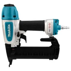 Makita AT638A 8 Bar Nietmachine (Narrow Crown)