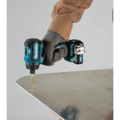 Makita DF032DSAJ 12 V Max Boor-/schroefmachine 12 Makita DF032DSAJ 12 V Max Boor-/schroefmachine -Aanbiedingen Tool Gigant Winkel df032d dt1 1 2