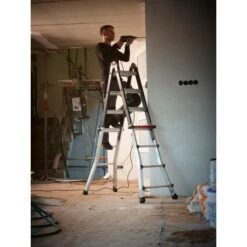 Altrex Varitrex-Teleprof Telescopische Vouwladder 4 X 4 -Aanbiedingen Tool Gigant Winkel vouwladder varitrex teleprof s 001